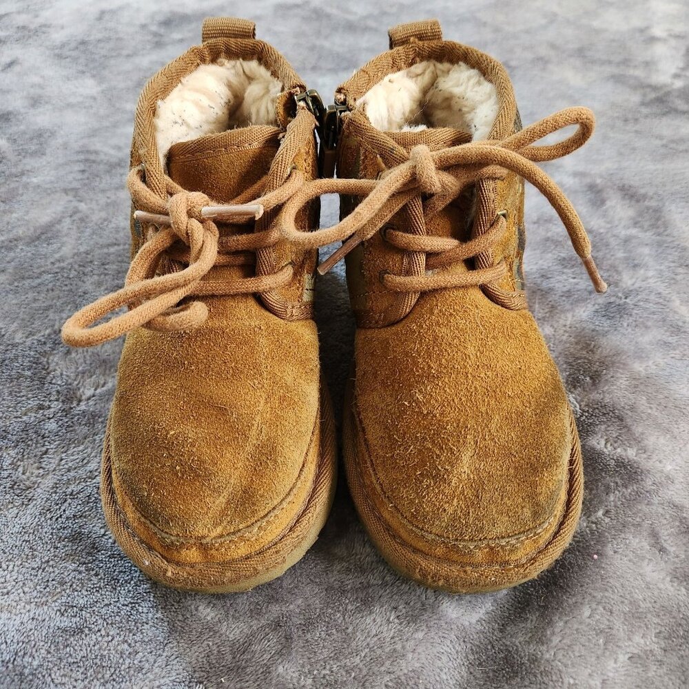 UGG Kids Brown Suede & Camouflage Boots With Shearling Lining Size 10M Zipper Cl